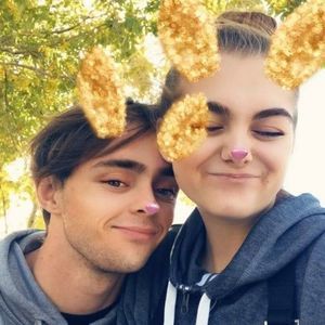 Meet your Posher, Alexis